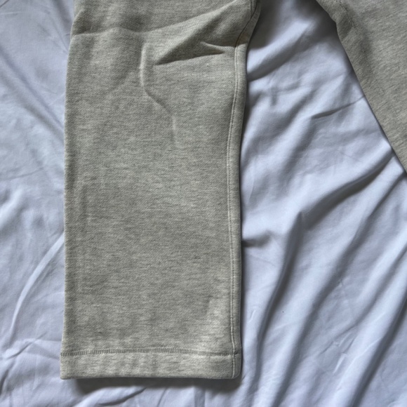 Fear of God Essentials Kids “Light Oatmeal” 1977 Relaxed Lounge Pants Size S - Picture 4 of 11